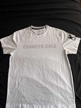 Kenneth Cole White Short-Sleeve Logo Tee with Black Trim